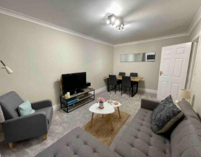 Top floor 2 bed modern flat with allocated parking